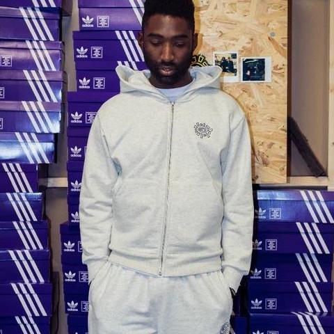 Clothinguk Store