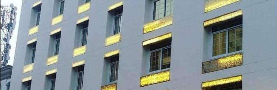 Hotel Galaxy Grand Book Hotel In Hazratganj Lucknow